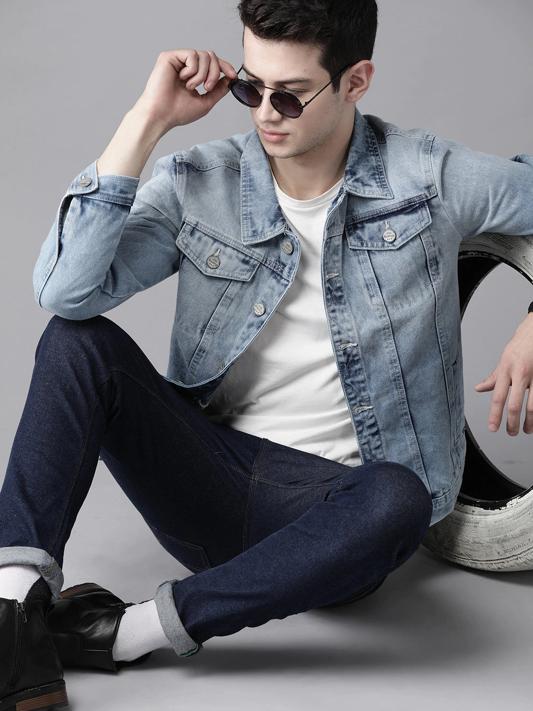 Elevate Your Style with the Best Men's Denim Jackets in Pakistan