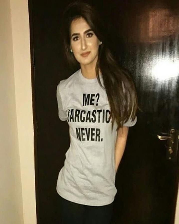 Me Sarcastic Never Cotton Printed T-Shirt For Women - Grey - Front View - AceCart