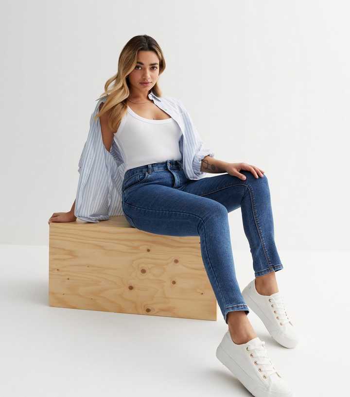 Mid Blue Mid Rise Amie Skinny Jeans